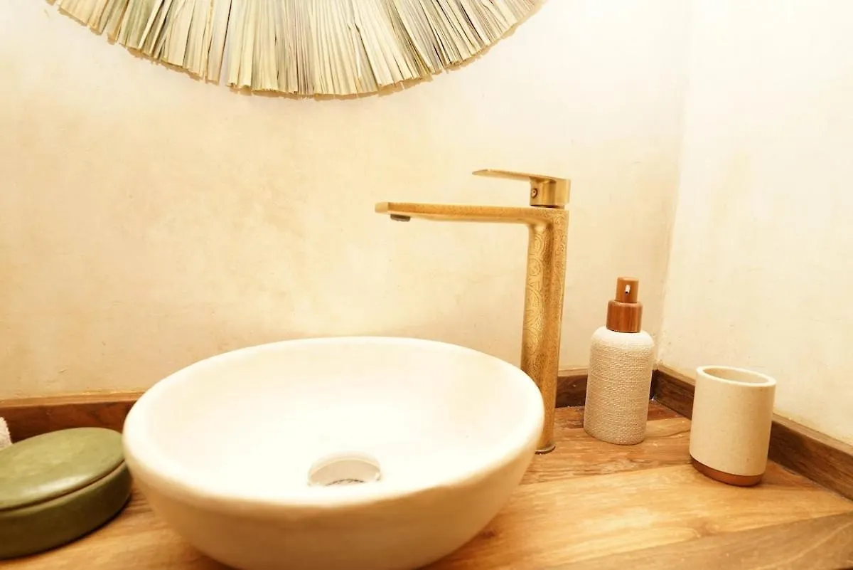 Riad Casa Lea - Bassin Chauffe - Petits Dejeuners Marrakesh